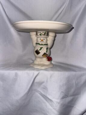 Lenox Happy Holly Days porcelain cake stand